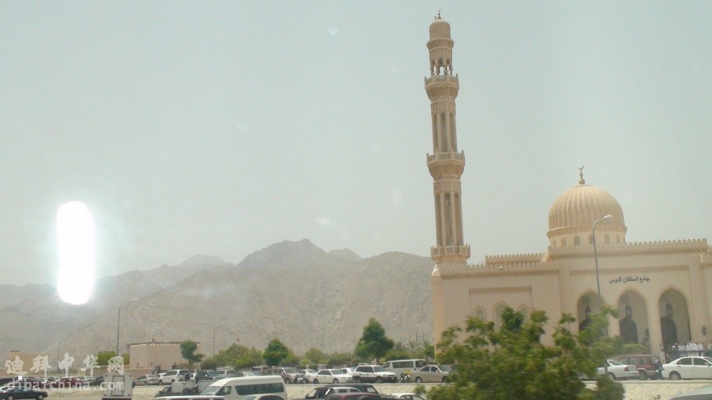 路过一个清真寺