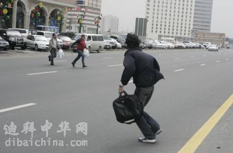 909815935[2].jpg