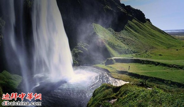 冰岛南岸的塞尔福斯瀑布