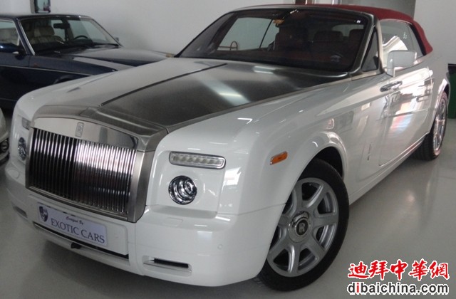 Rolls Royce Phantom Drophead 2009 White-Red 10,000KMs
