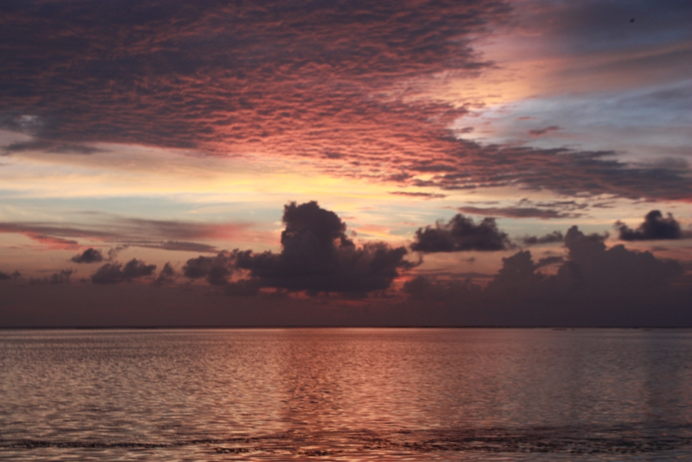 Maldevis sunset 3.jpg