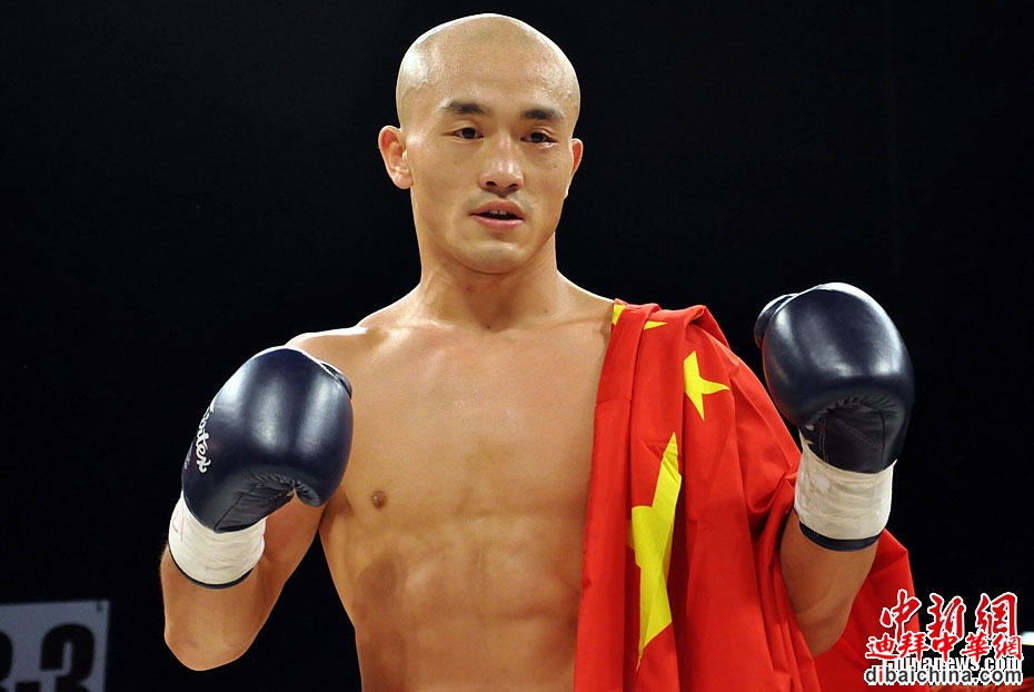 yi long1.jpg