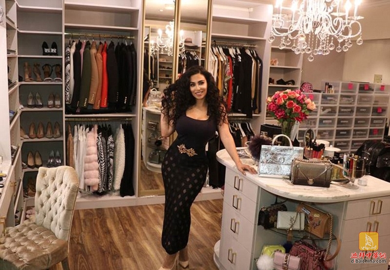 迪拜知名美妆博主大秀奢华美容间