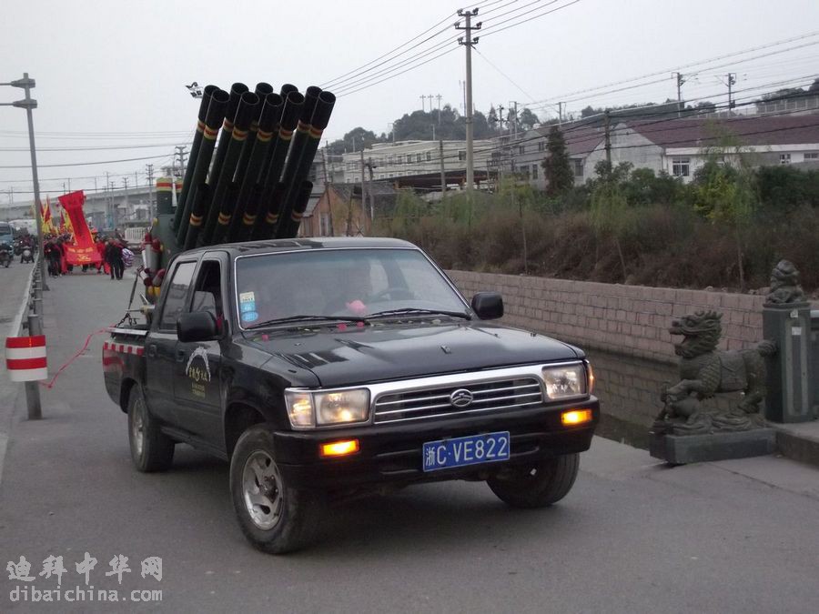 礼炮车.jpg